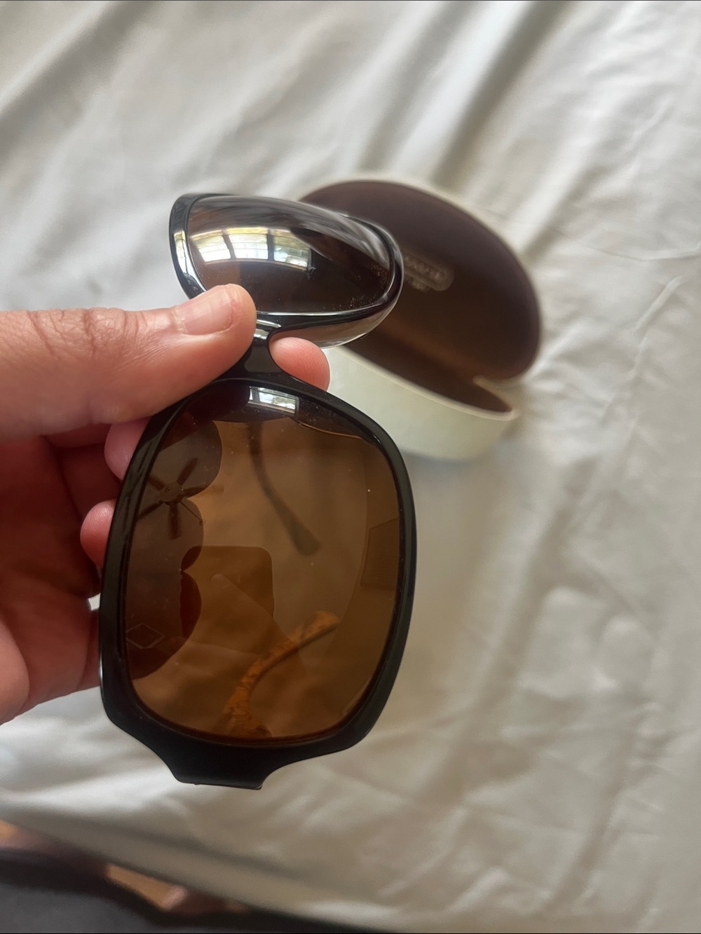 Coach Brown Gradient Women's Sunglasses with Cream Case - Picture 2 of 4